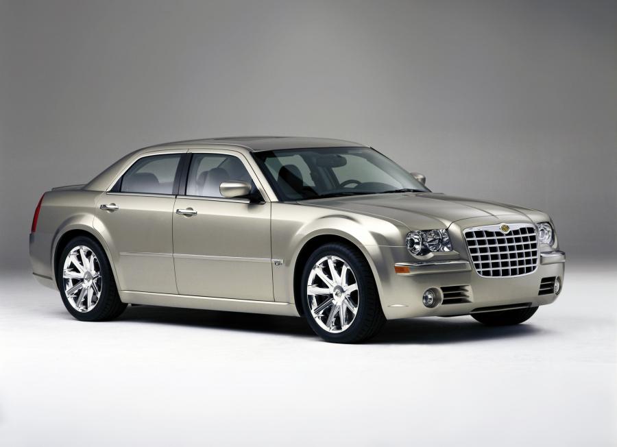  Chrysler 300C Concept 2003 года  (фото 22 из 69)